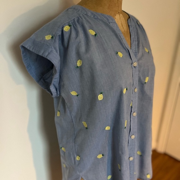 LOFT lemon chambray shortsleeve blouse size small - Picture 3 of 6